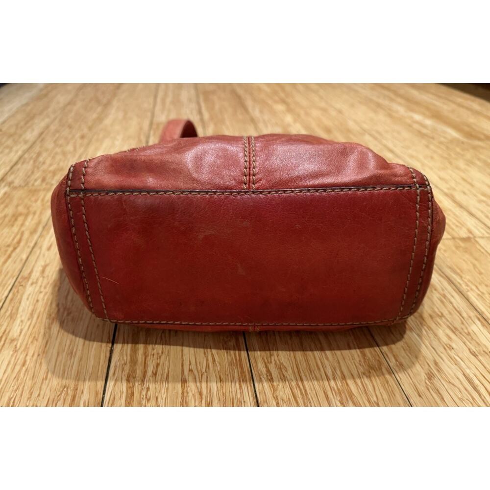 Fossil Vintage Red Soft Leather Purse Shoulder Bag Tote Double Handled Key - Picture 9 of 12